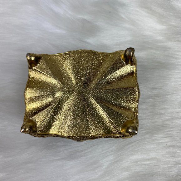 Vintage Japan Courting Couple Cameo Trinket Box - Picture 8 of 9